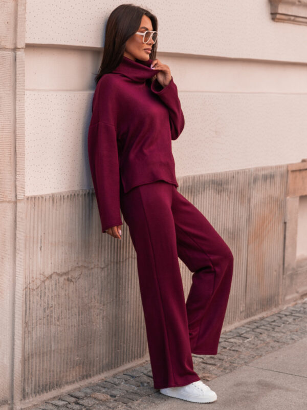 Bordo spalvos laisvalaikio komplektukas